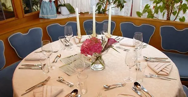 ホテル Schachtnerhof ヴェルグル